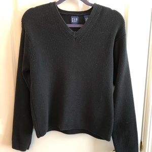 GAP sweater